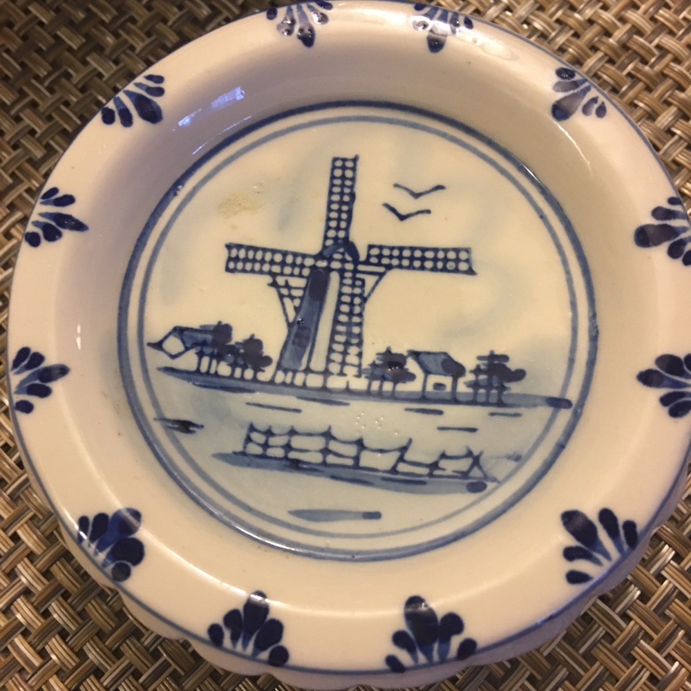 Blue and White Spoon Rest